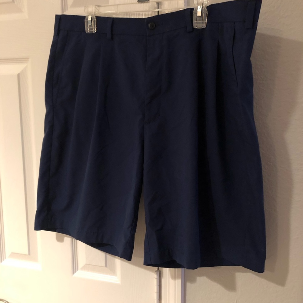 PGA Tour dark blue front pleated mens size 40 golf shorts